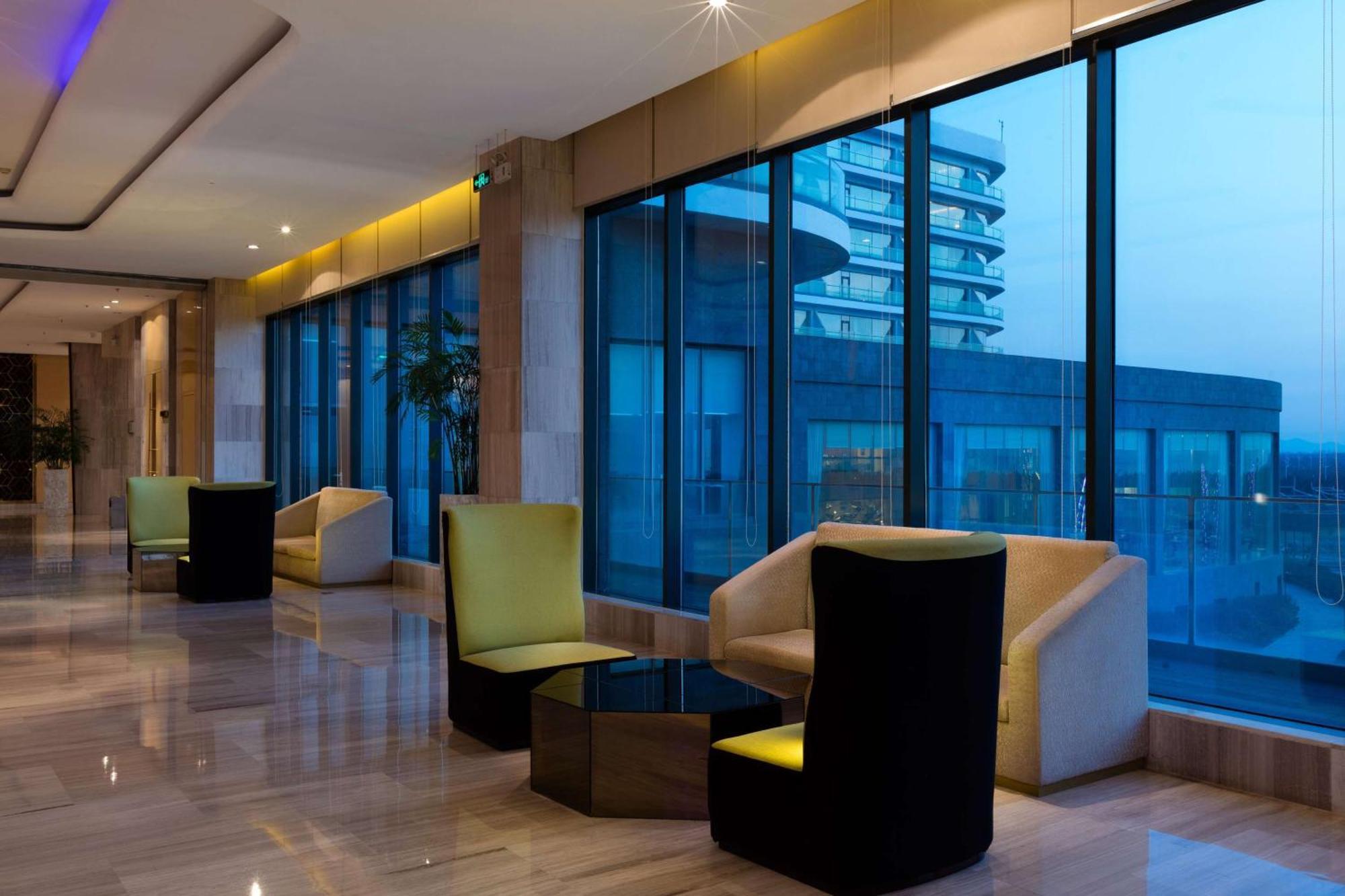 Wyndham Grand Qingdao Hotel Екстериор снимка
